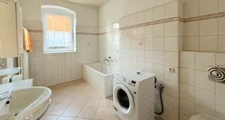 von_poll_real_estate_property_25165059_image_4