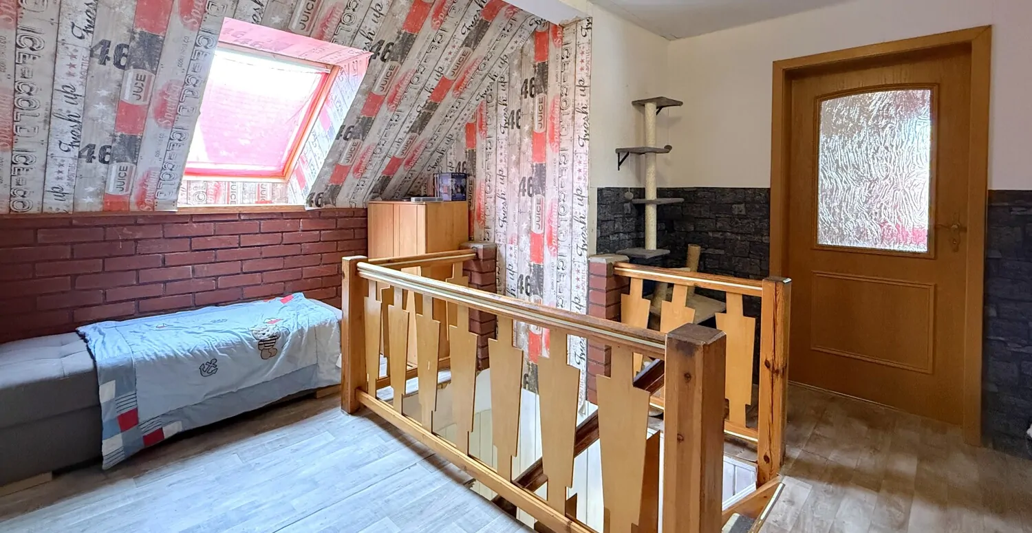 Flur mit Dachfenster