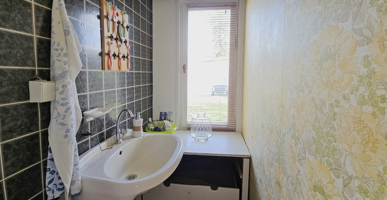 kompaktes Bad (Bungalow I)