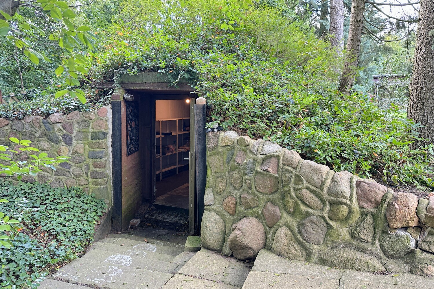 historischer Luftschutzbunker