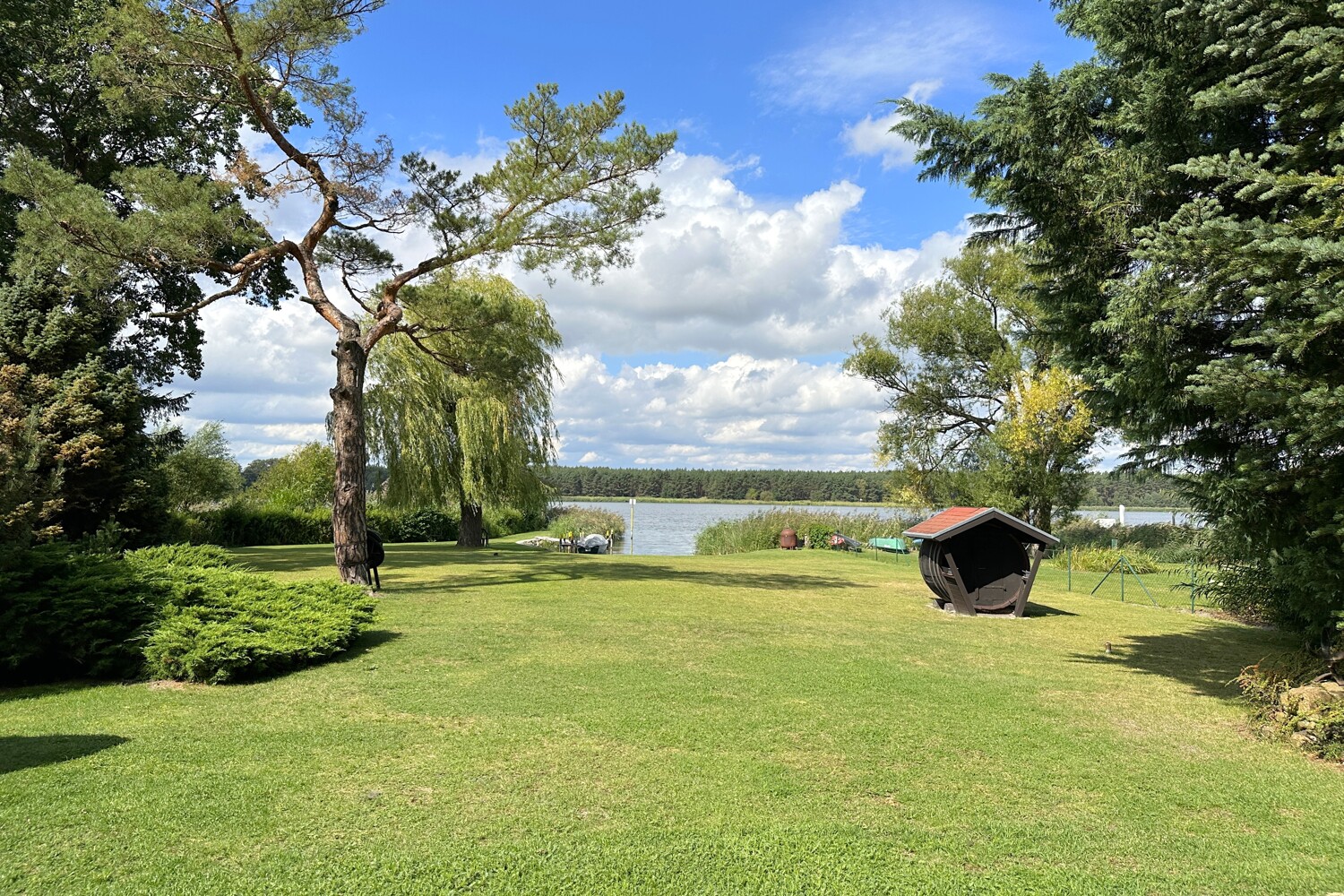 große Freifläche mit traumhafter Aussicht