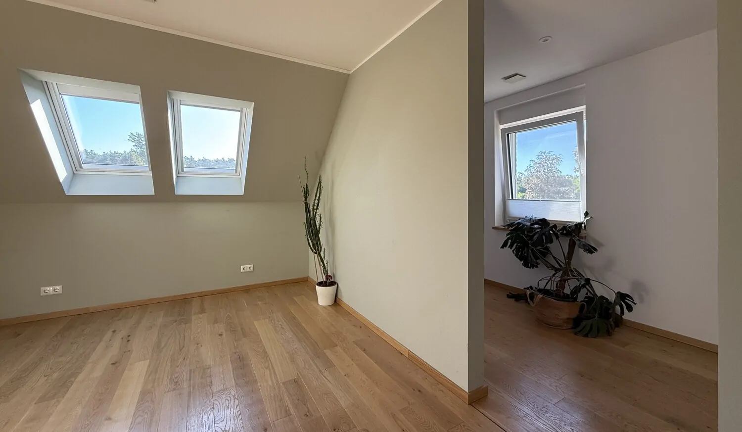 Schlafzimmer und Ankleidebereich