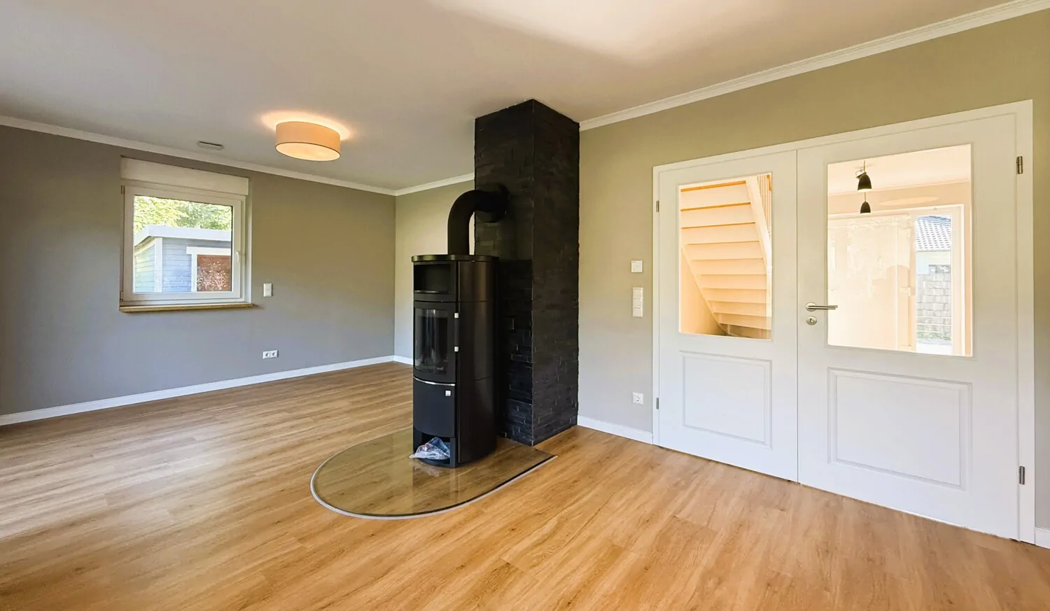 Blick ins Wohnzimmer