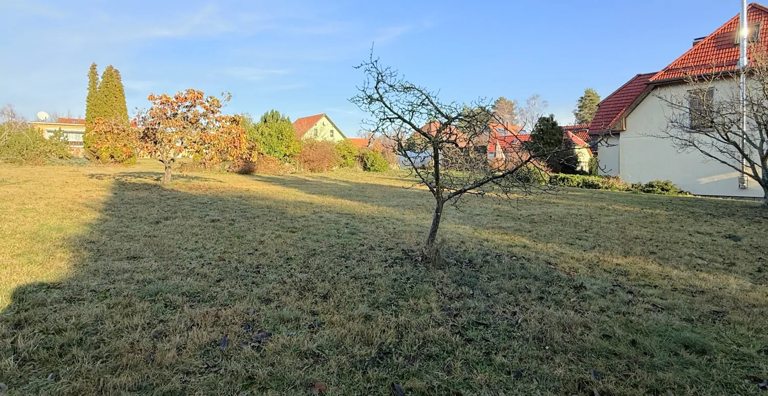 Grundlage für Ihr Zukunft - bauträgerfreies Baugrundstück mit B-Plan