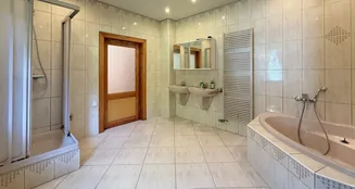 von_poll_real_estate_property_25165077_image_10