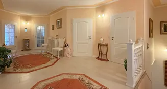 von_poll_real_estate_property_25165078_image_7