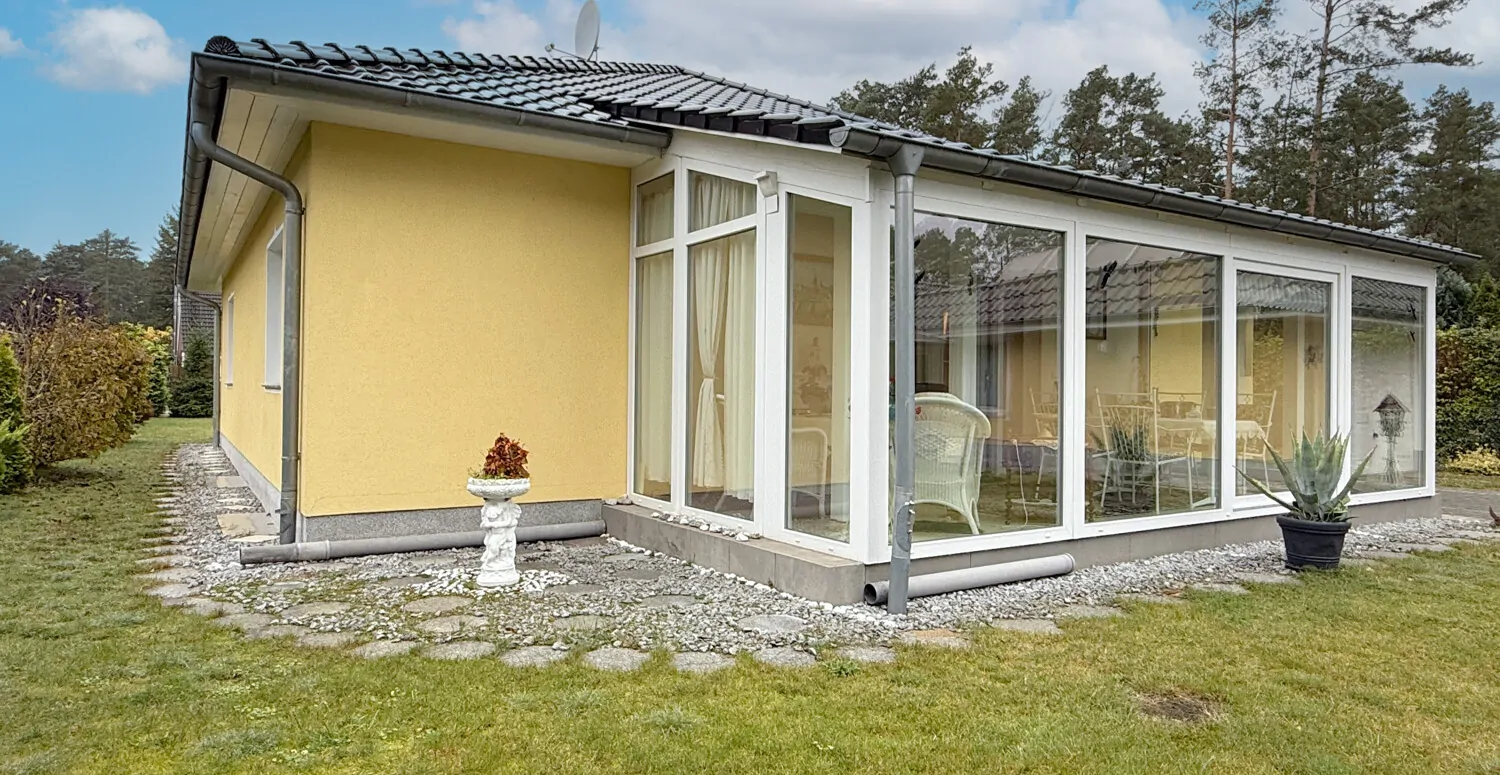 Einfamilienhaus mit ca. 300 m² Wohn- und Nutzfläche