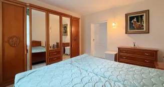 von_poll_real_estate_property_25165078_image_18