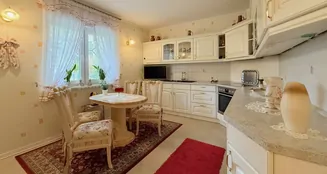 von_poll_real_estate_property_25165078_image_11