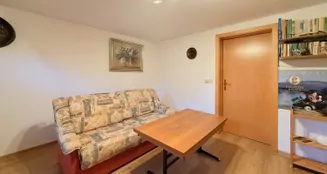 von_poll_real_estate_property_25165082_image_17