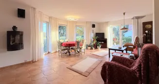 von_poll_real_estate_property_25165082_image_9