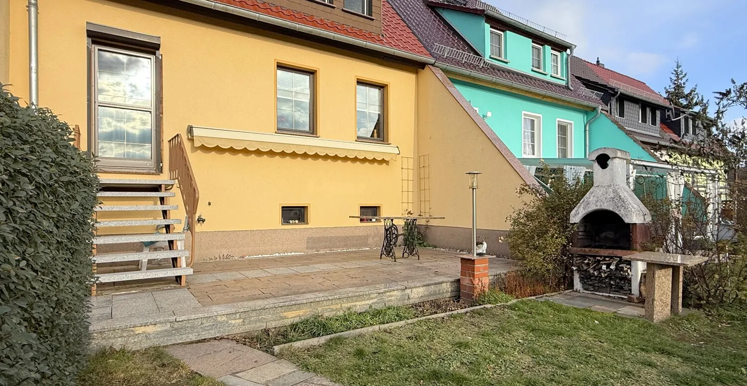 großzügige Terrasse