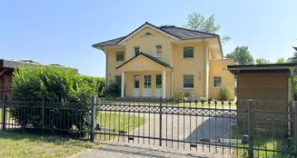 von_poll_real_estate_property_25165073N_image_2