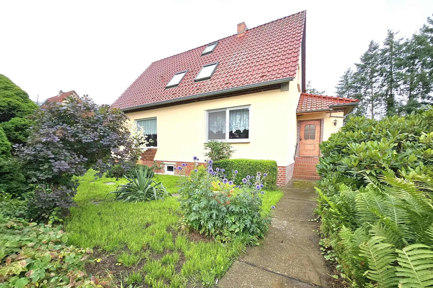herrlicher Vorgarten