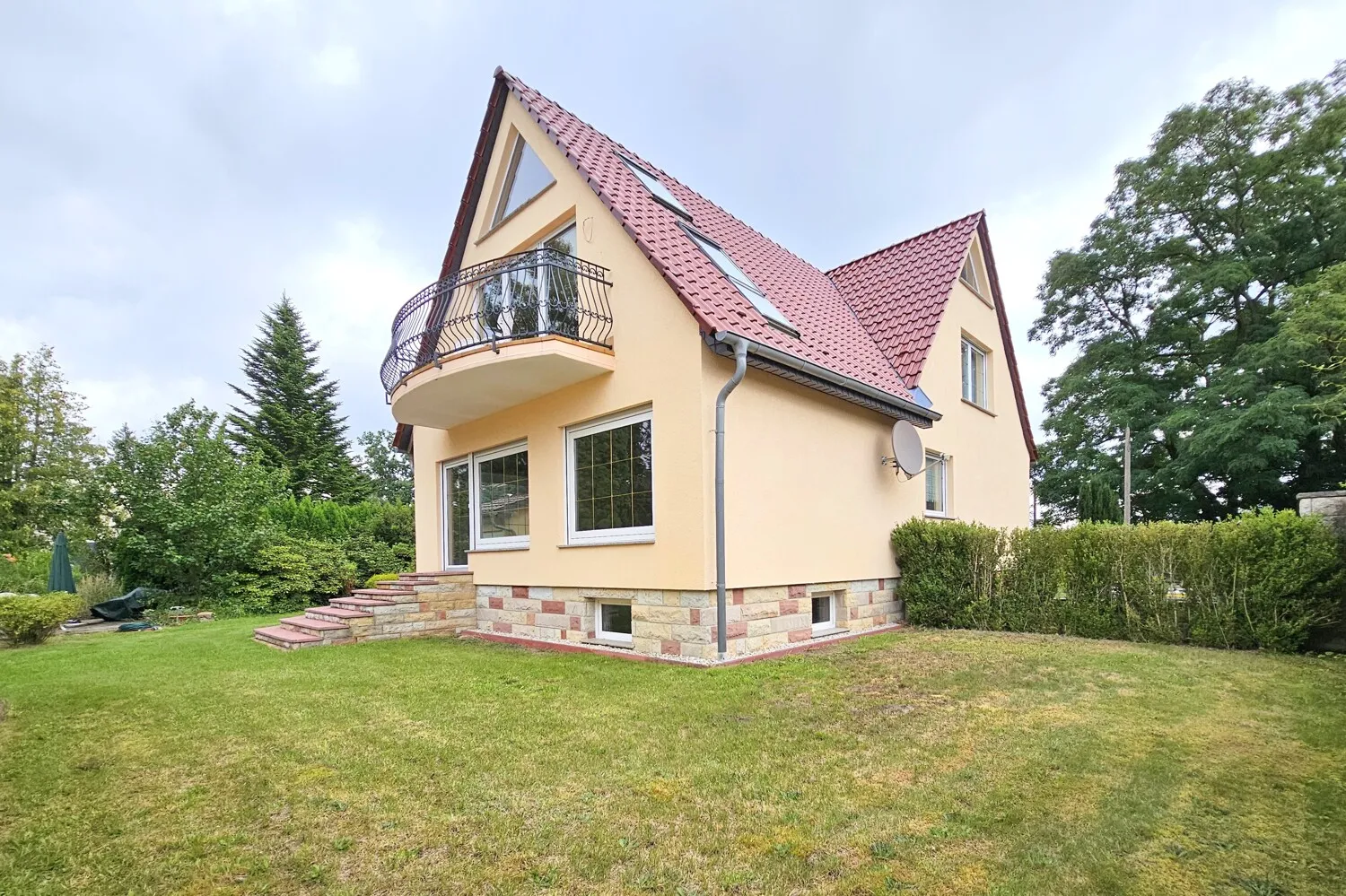 repräsentatives Einfamilienhaus
