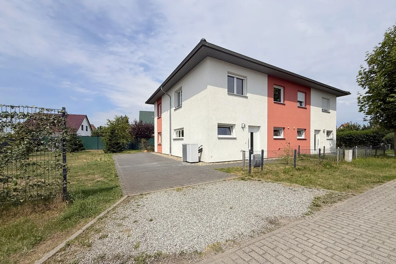 gepflegte Doppelhaushälfte in einem gewachsenen Wohngebiet