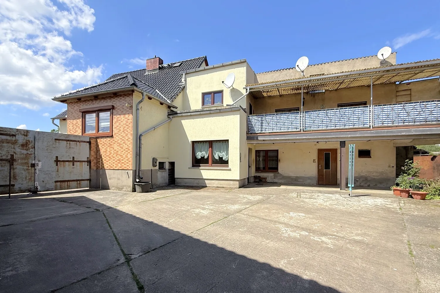 Einfamilienhaus mit ca. 180 m² Wohnfläche