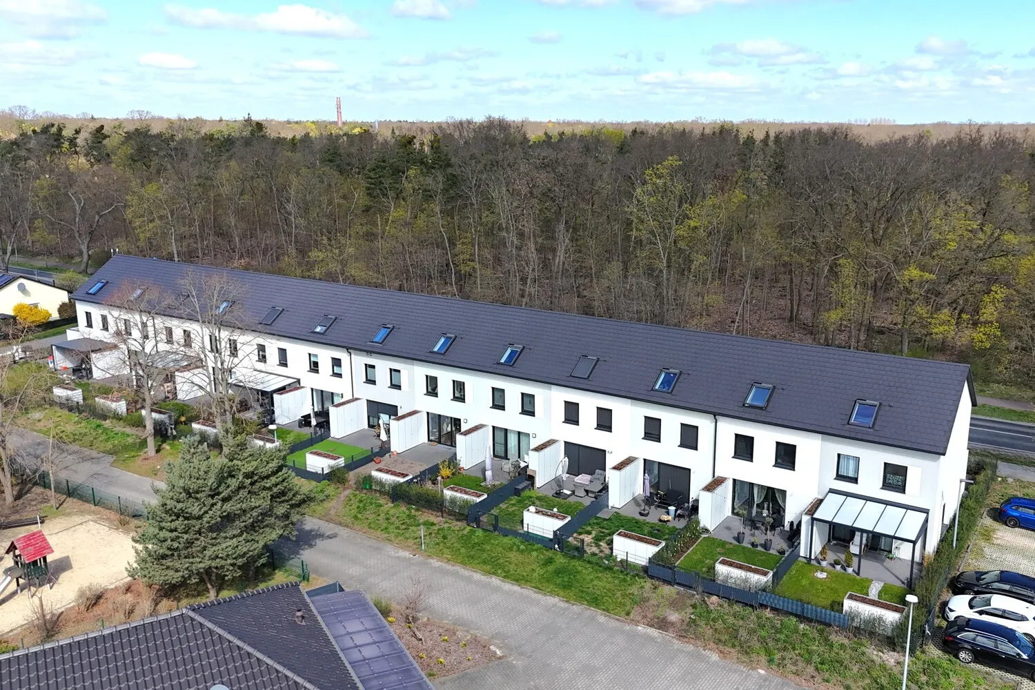 moderne Reihenhäuser mit Blockheizkraftwerk