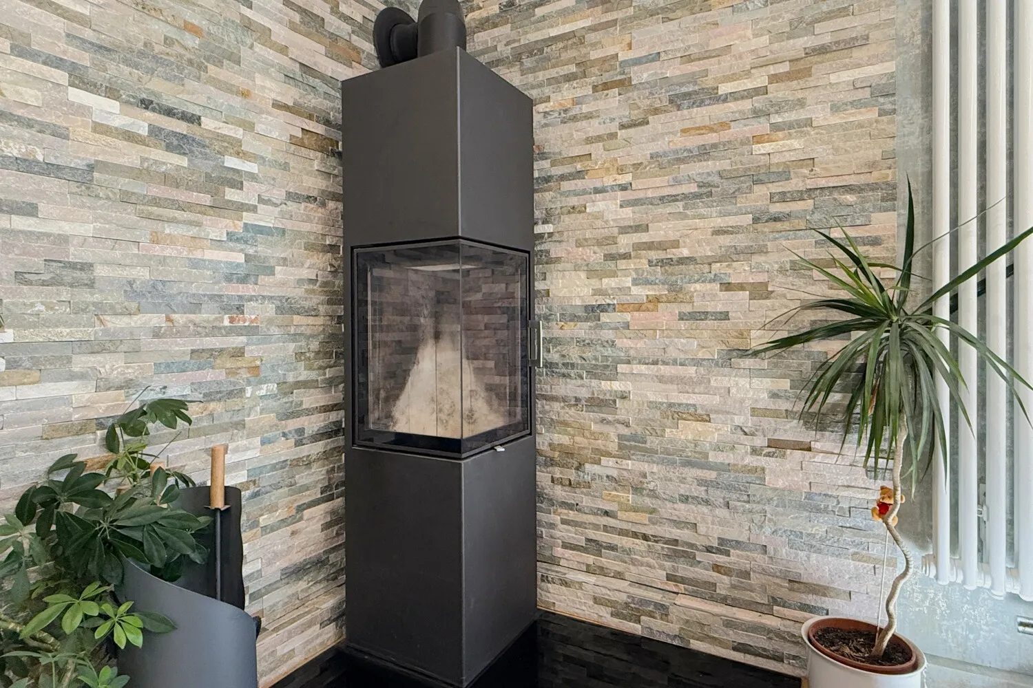 moderner Kamin