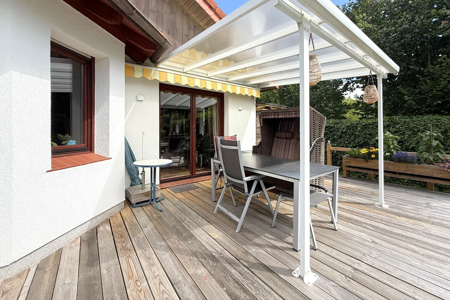 sonnige terrasse mit Südausrichtung