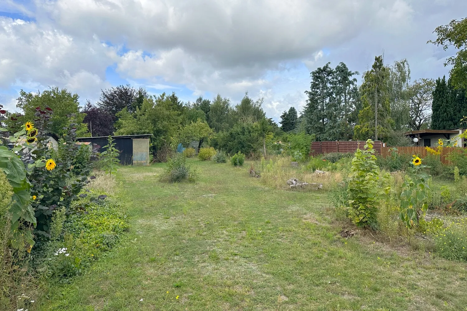 Baugrundstück nahe Beetzsee– mit Baugenehmigung für großzügigen Winkelbungalow