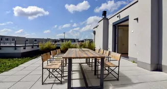 von_poll_real_estate_property_25236028_image_1