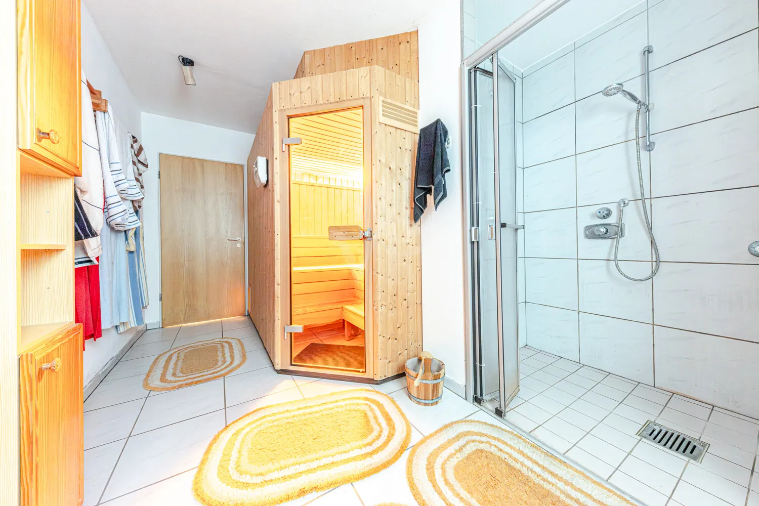 Badezimmer KG