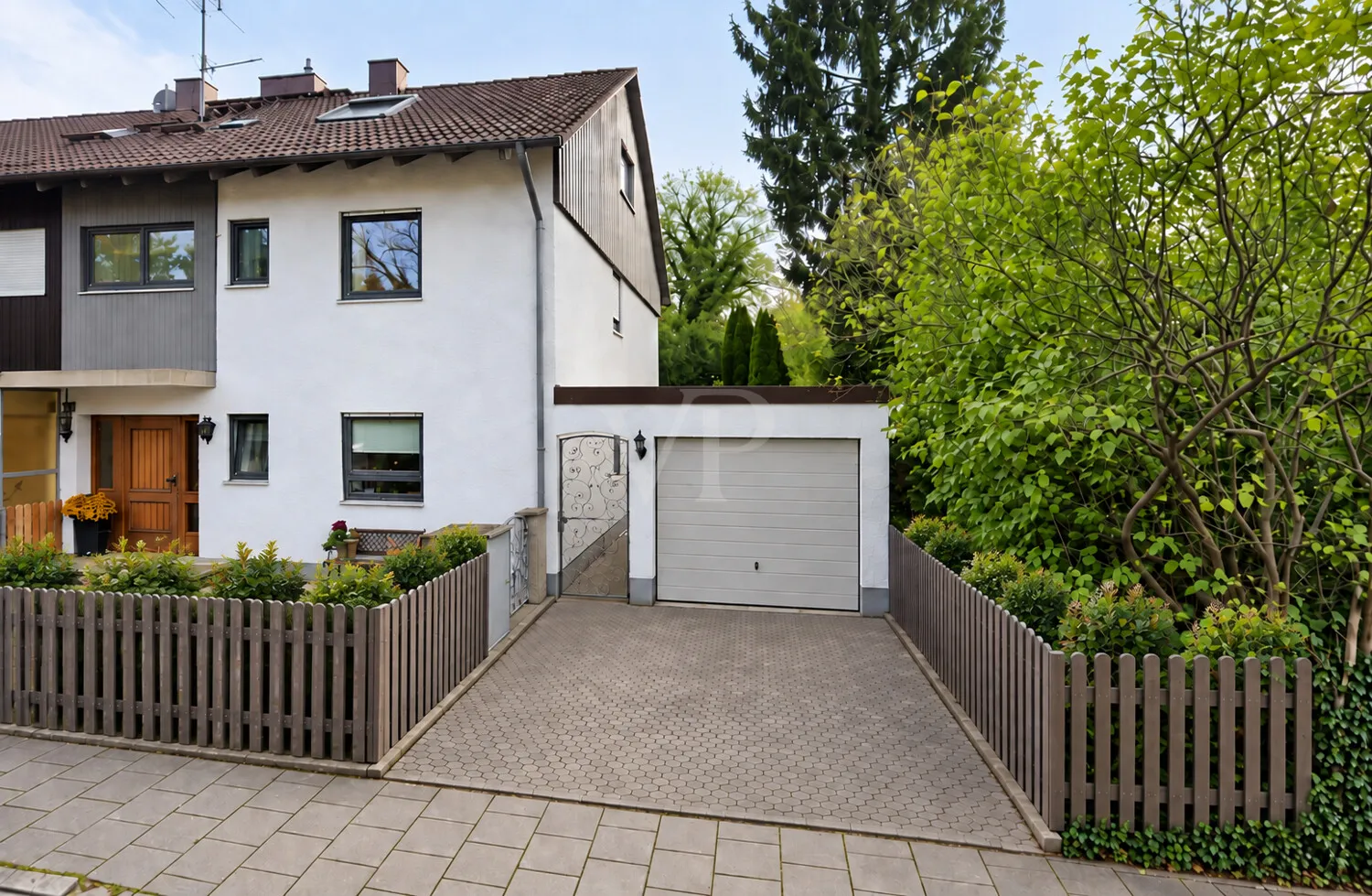 Straßenansicht