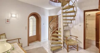 von_poll_real_estate_property_23365009_image_18