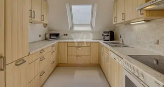 von_poll_real_estate_property_23365009_image_23