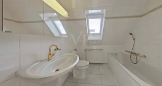 von_poll_real_estate_property_23365009_image_21