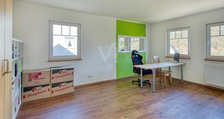 von_poll_real_estate_property_25365009_image_15