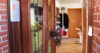 von_poll_real_estate_property_25365007_image_8