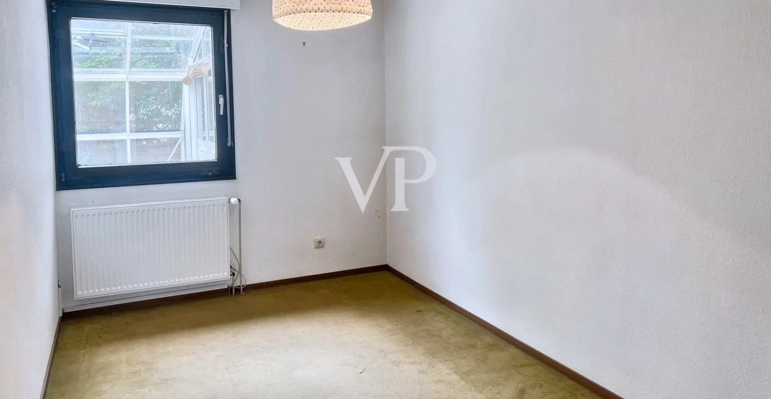 Kinderzimmer (Büro) im EG