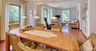 von_poll_real_estate_property_25365027_image_7