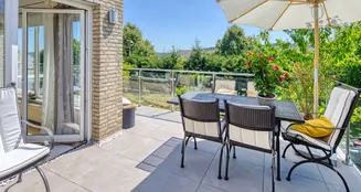 von_poll_real_estate_property_25365021_image_0