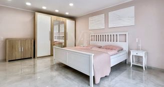 von_poll_real_estate_property_25365013_image_15