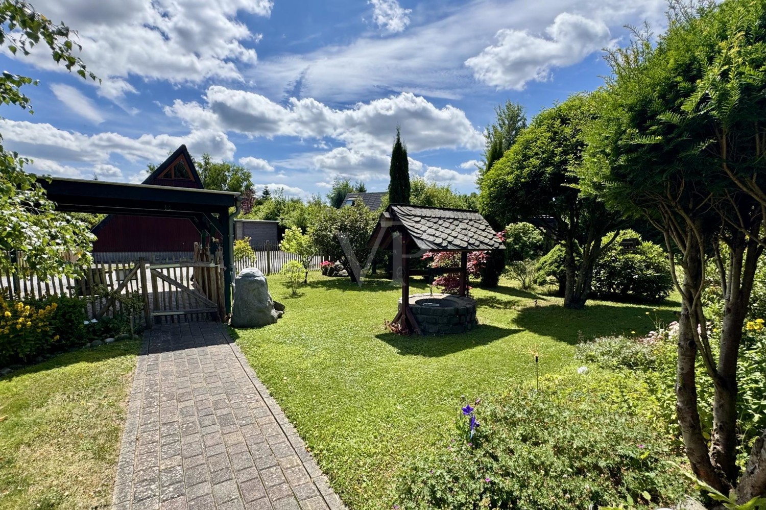 Blick auf den Vorgarten