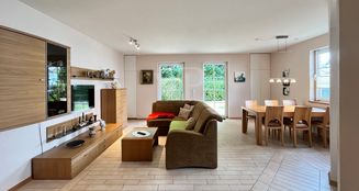 von_poll_real_estate_property_25365018_image_5