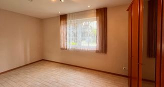 von_poll_real_estate_property_25365018_image_12