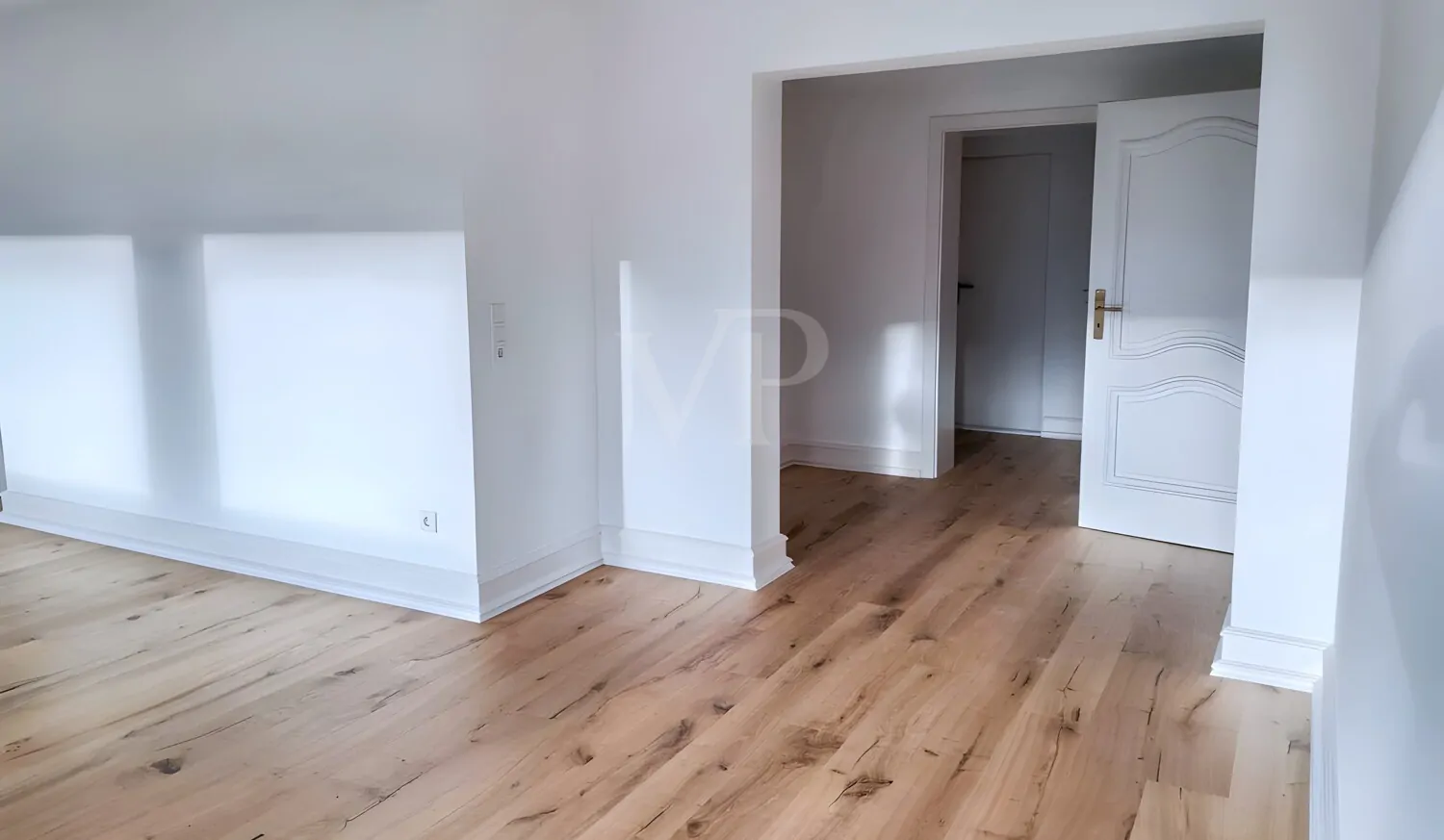 Wohnbereich mit Blick zum Flur