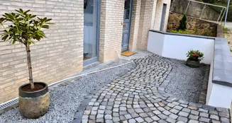 von_poll_real_estate_property_25365029_image_0