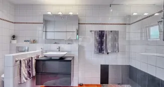 von_poll_real_estate_property_25365033_image_7