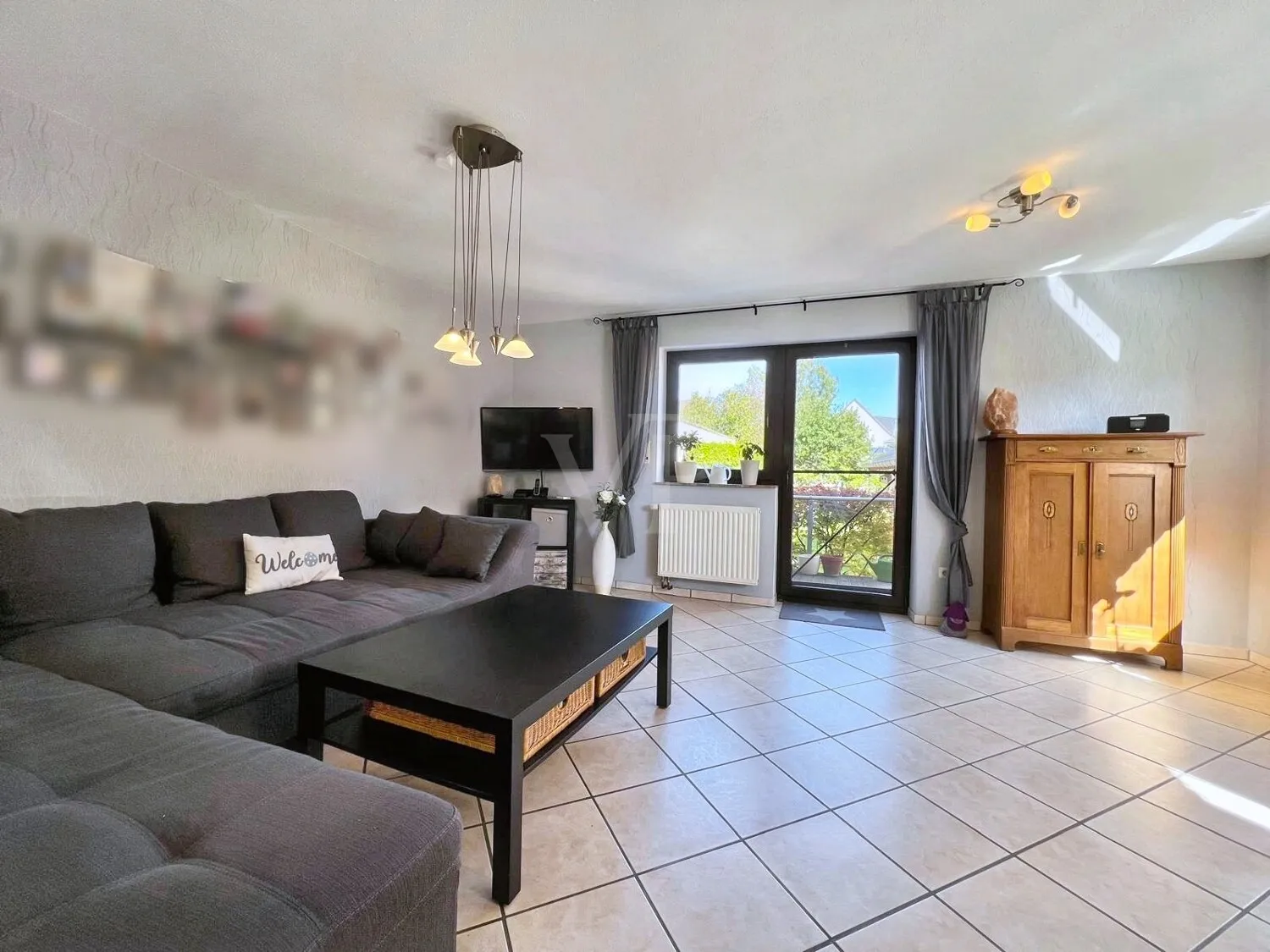 Wohnbereich aus Sicht von der Küche