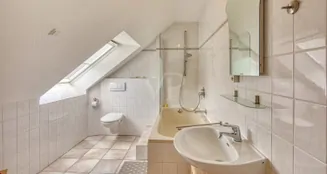 von_poll_real_estate_property_25365034_image_10