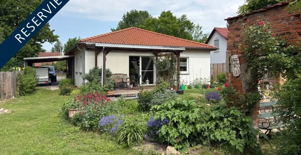 Raus aufs Land - Moderner Bungalow mit herrlichem Sonnengrundstück!