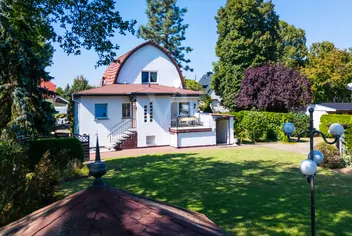 von Poll Immobilien GmbH