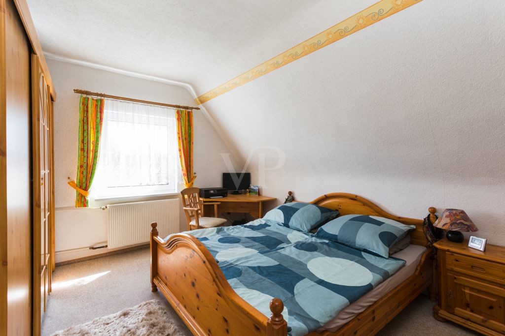 Schlafzimmer OG