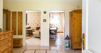 von_poll_real_estate_property_25368005_image_1
