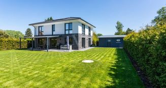 von_poll_real_estate_property_25368007_image_0